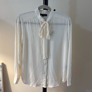 Banana Republic cream button down neck tie shirt petite small